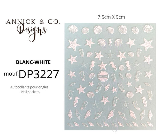 White Seashell, Starfish ans Seahorses nails stickers