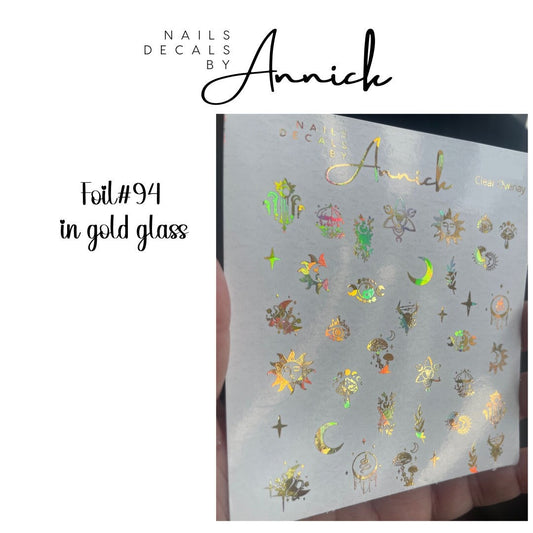 Décalques à transfert d'eau pour ongles Métalliques Lunes Celestes/ FOILS Waterslide decals for nails Celestial Moon